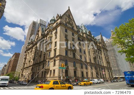 達科他眾議院在紐約,初夏 達科他眾議院在紐約,初夏 7296470