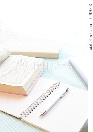 Timetable and notes 7297068
