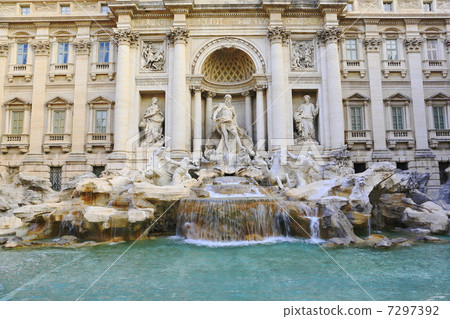 Trevi Fountain Front Trevi Fountain Front 7297392