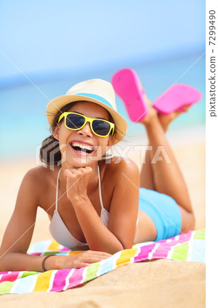 Beach woman laughing fun in summer Beach woman laughing fun in summer 7299490