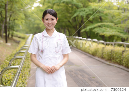 新綠護士 7300124