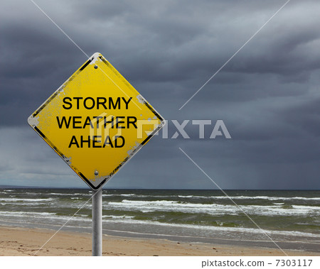 warning sign of bad weather ahead 7303117