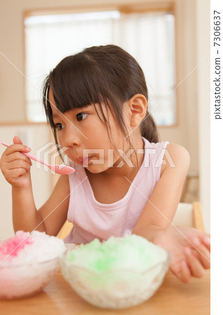 兒童 幼兒 孩子氣的 7306637