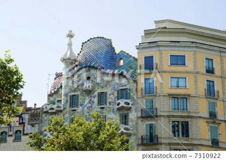 Casa Batllo exterior 7310922