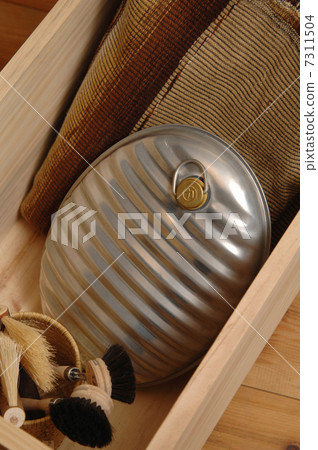 hot water bottle hot water bottle 7311504