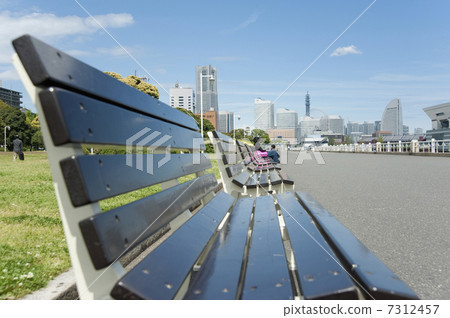 Yamashita Park bench 7312457