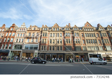 London / Brompton Road 7314246