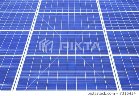 Mega solar panel 7316434
