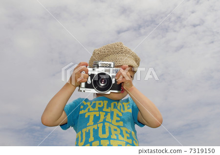 一位小型攝影師用測距儀拍攝 一位小型攝影師用測距儀拍攝 7319150