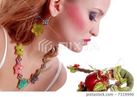 Girl kissing toy 7319990