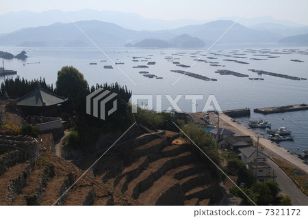 Together with the Uwa Sea Together with the Uwa Sea 7321172