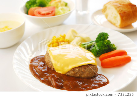 Cheese Hamburger 7321225