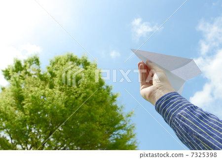 紙飛機和男人 7325398