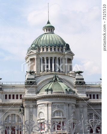Thai Bangkok Ananta · Summercom Palace Old Parliament Building 7325510