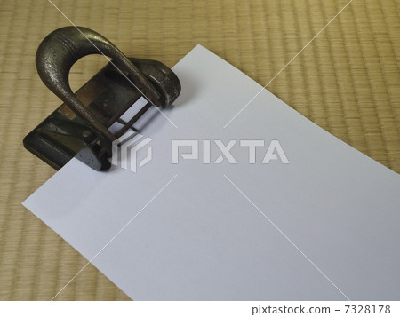 Old drilling punch 7328178