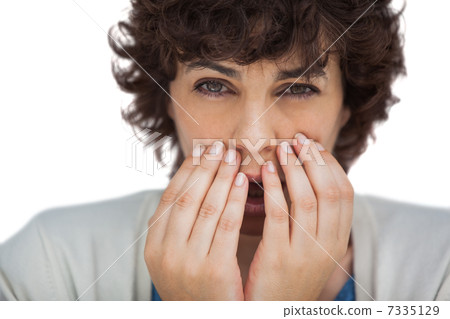 Portrait of a shocked woman 7335129