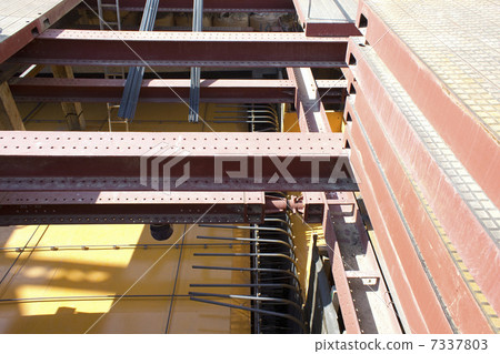 地下施工現場鋼 7337803