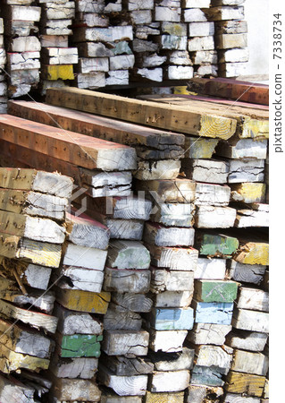 廣場的橫截面 7338734