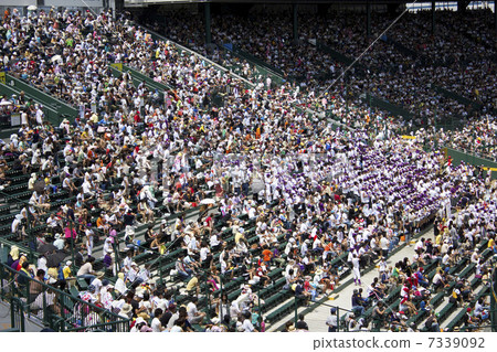 Support seat and audience of Koshien stadium in the 92 national high school baseball summer 7339092
