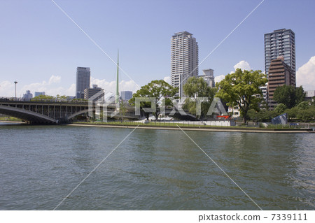 Scenery of Okawa in Nakanoshima, Osaka 7339111