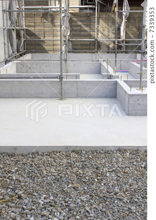 Foundation construction of housing construction work 7339353