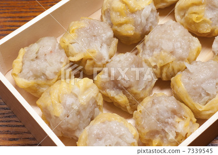 Shumai that entered the folding box Shumai that entered the folding box 7339545