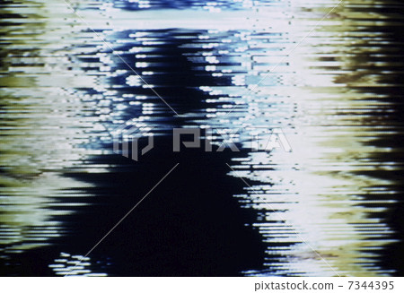 A man in the surrey in a jammed TV screen 7344395