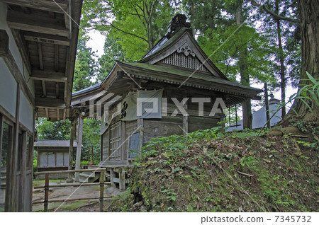 Iwate Prefecture Hiraizumi-Chusaderaji Yakushido 7345732