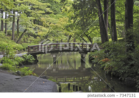 Morioka · Morioka castle ruins park early autumn Tsuruga pond Morioka · Morioka castle ruins park early autumn Tsuruga pond 7347131