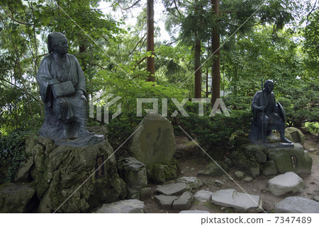 Walking around Yamadera · Hakod Basho · Statue of Sara Walking around Yamadera · Hakod Basho · Statue of Sara 7347489