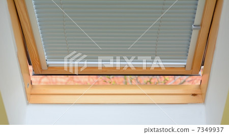 Roof window Roof window 7349937