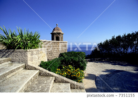 石頭廣場 7351155