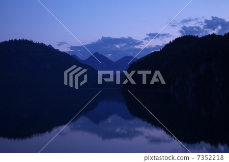 阿爾卑斯湖 阿爾卑斯湖 7352218