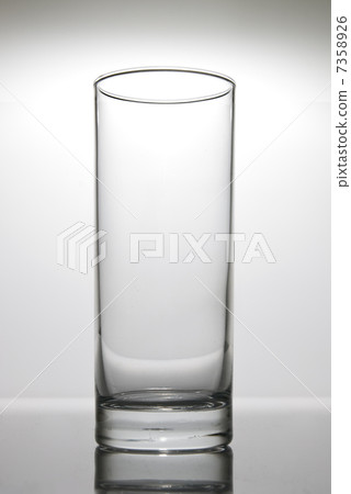 empty glass 7358926