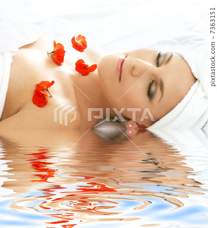 red petals spa with water #3 7363151