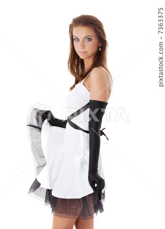 black and white 7363375