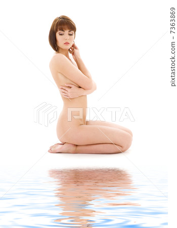 healthy naked brunette healthy naked brunette 7363869