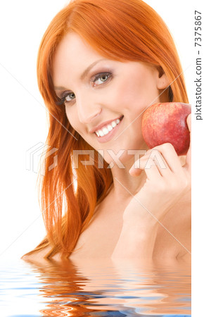 red apple red apple 7375867