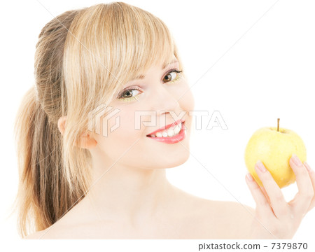 green apple 7379870
