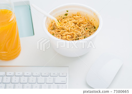 Office lunch Office lunch 7380665