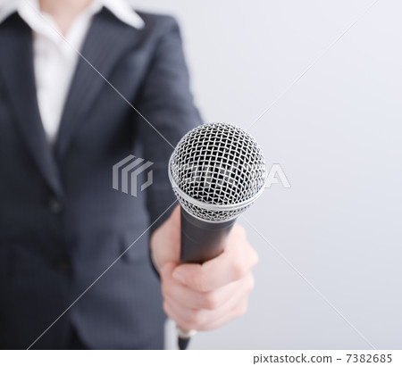 OL with microphone 7382685