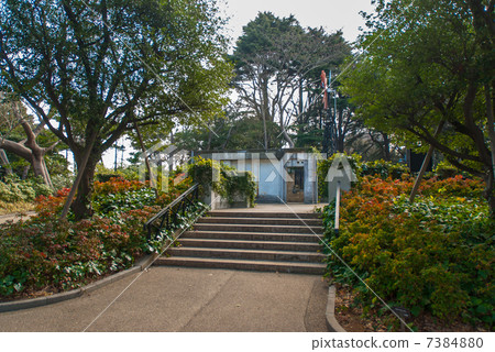 French mountain park site of the French Consulate 7384880