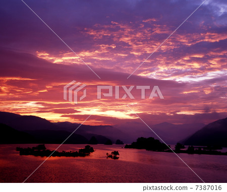 燦爛的早晨 燦爛的早晨 7387016