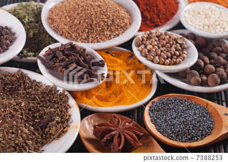 spices spices 7388253