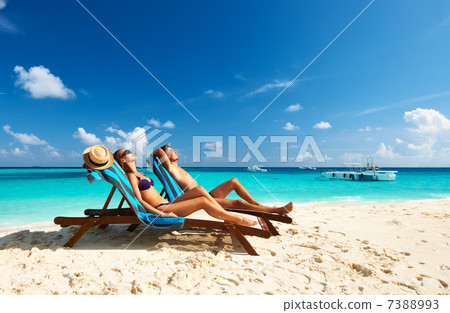 Couple on a beach 7388993