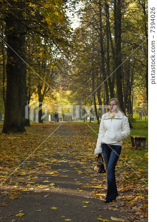 girl in park girl in park 7394026