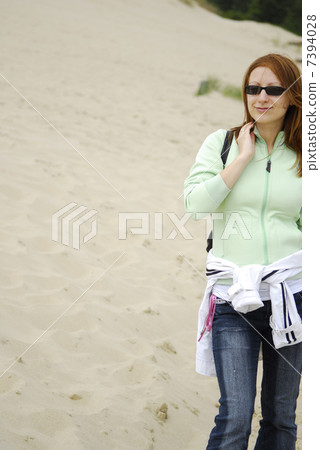 nice girl in dunes nice girl in dunes 7394028