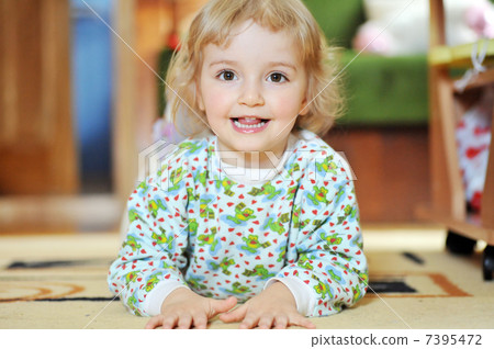 Beautiful little girl 7395472