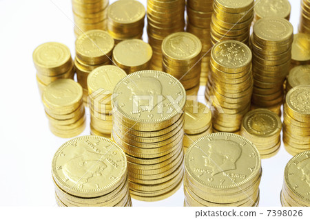 Gold coin 7398026