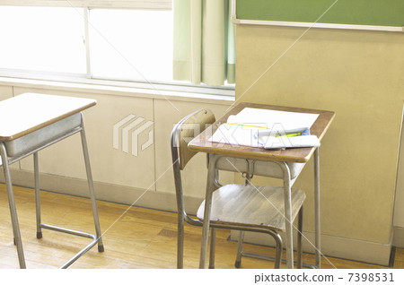 A school 7398531